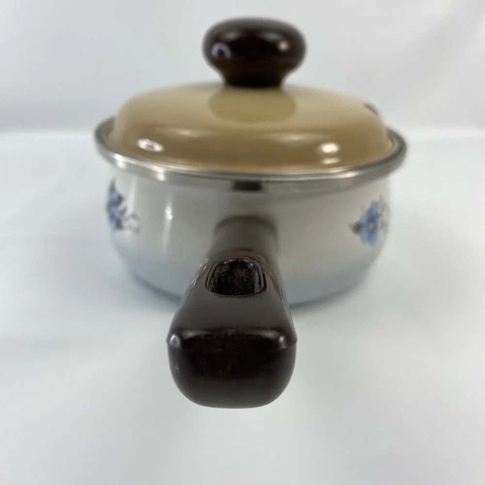 Saucepan 1.5 Quart With Lid Crowning Fashion Spring Bouquet Pattern Vintage Flaw